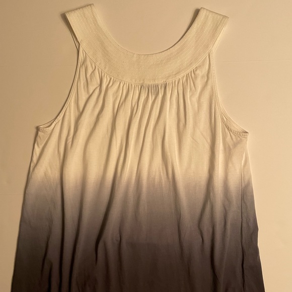 Express sleeveless blouse (tunic) size S, white and gray. Loose fitting - Picture 11 of 17